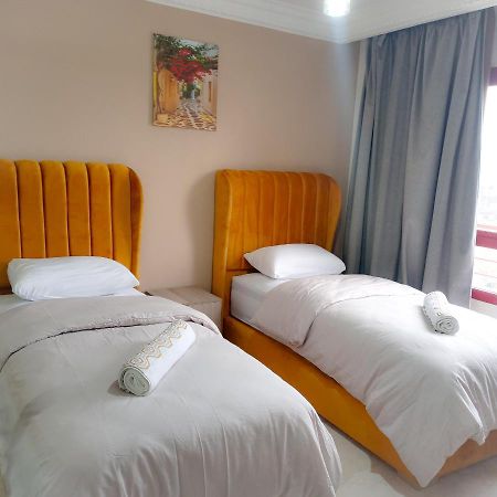 Nouveau Appartement Au Plein Centre-Ville En Face Hilton Танжер Экстерьер фото