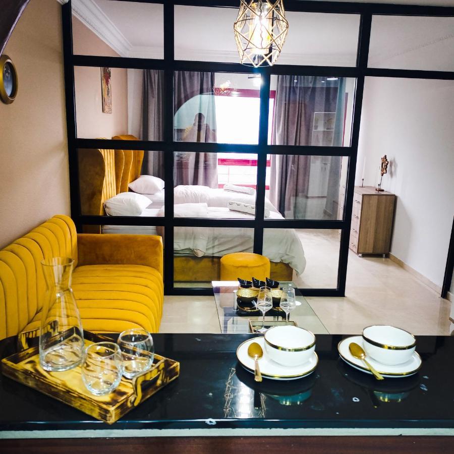 Nouveau Appartement Au Plein Centre-Ville En Face Hilton Танжер Экстерьер фото